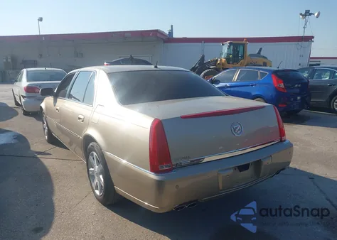 2006 Cadillac Dts Standard from USA, damaged, VIN 1G6KD57Y36U155085